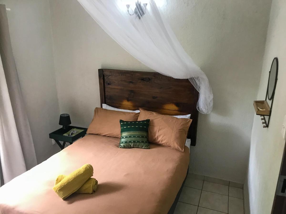 Hello Kruger Hideaway Cottage & Skilpad Studio 말로스 파크 외부 사진