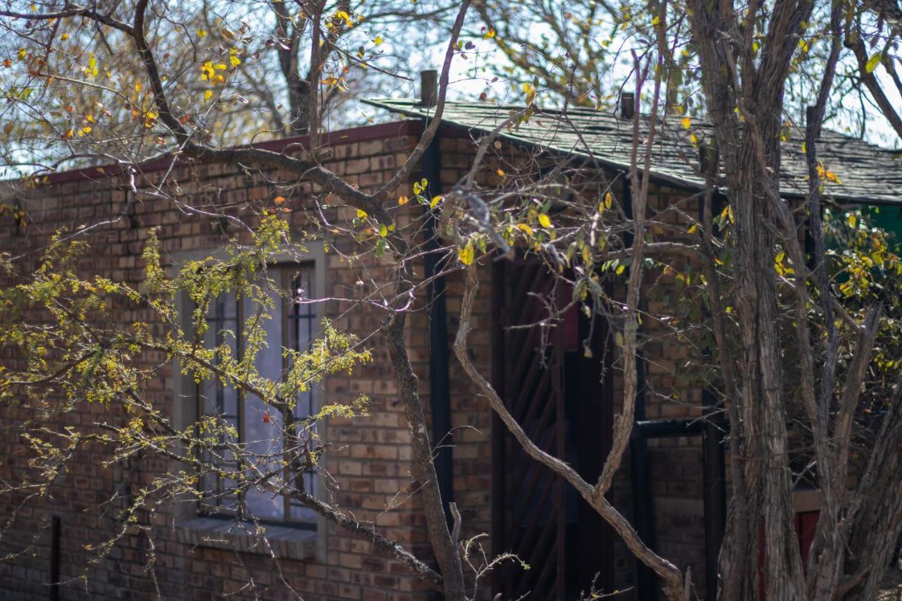 Hello Kruger Hideaway Cottage & Skilpad Studio 말로스 파크 외부 사진